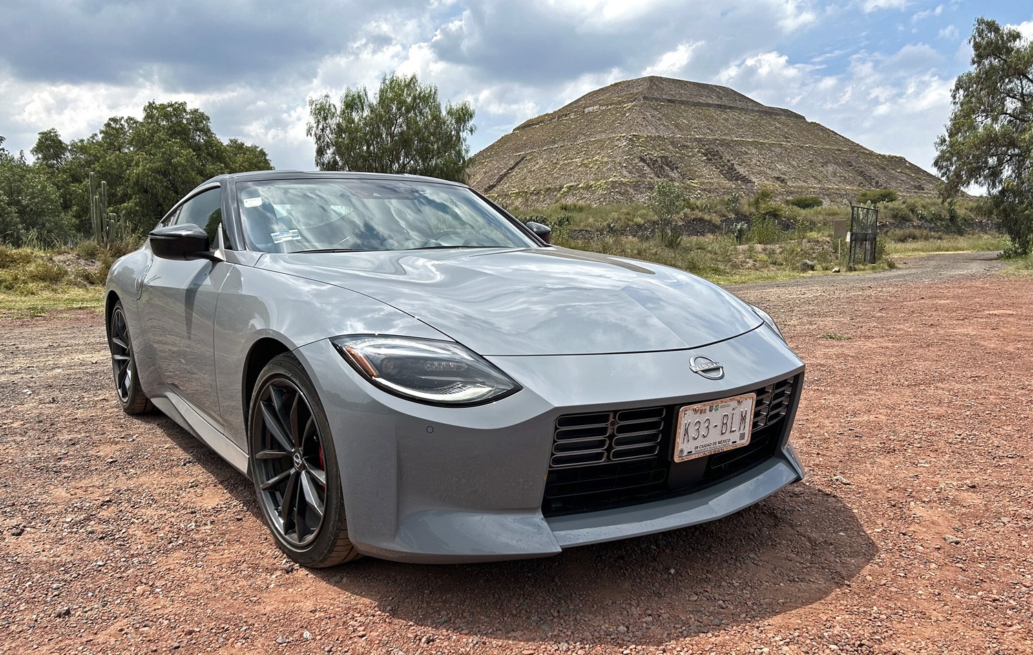 Nissan Z é esportivo “acessível” que gostaríamos de ter no Brasil; veja teste exclusivo