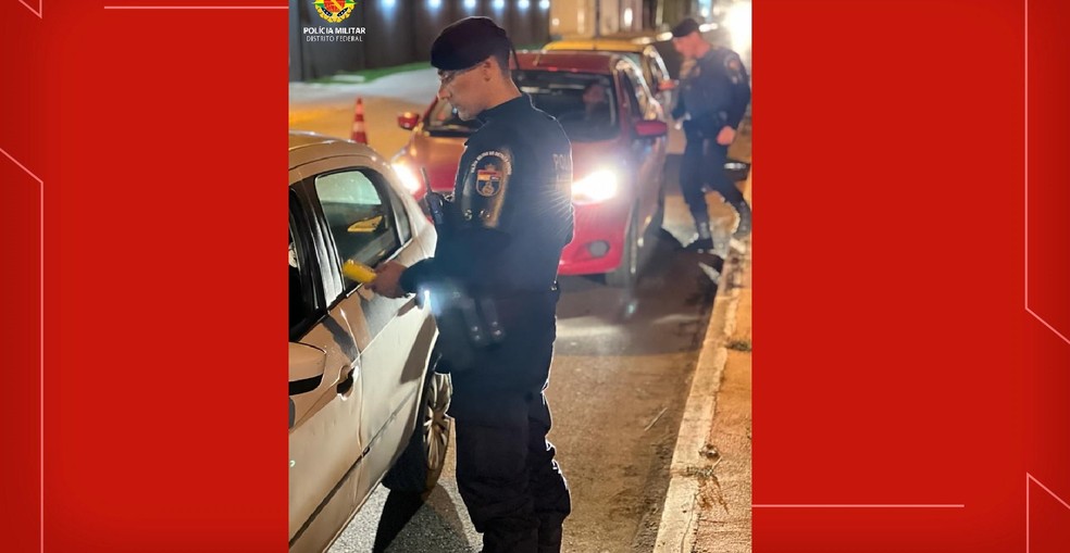 PM faz blitz no DF — Foto: PMDF/Divulgação