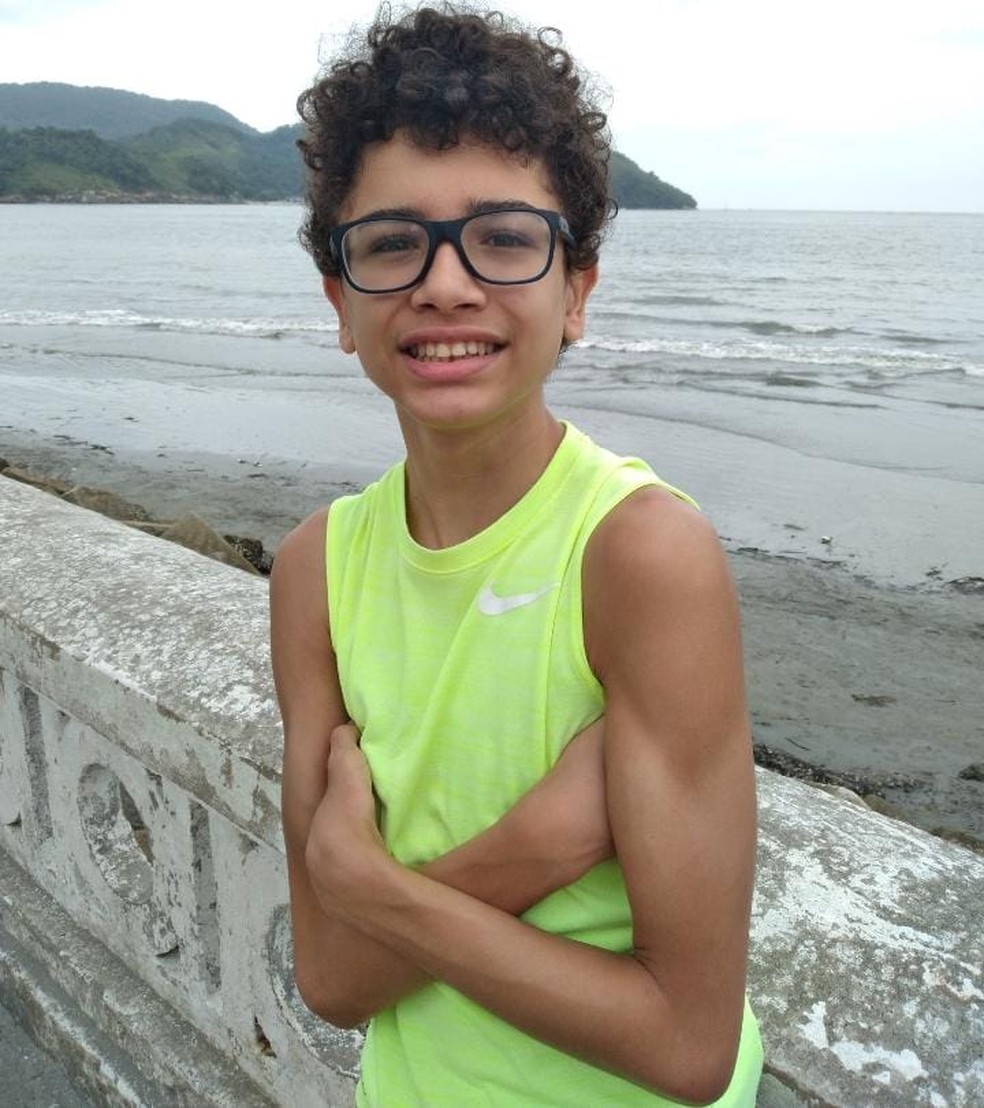 Santista de 14 anos espera diagnóstico de doença há 6 anos e luta pela vida após contrair sepse  — Foto: Arquivo Pessoal