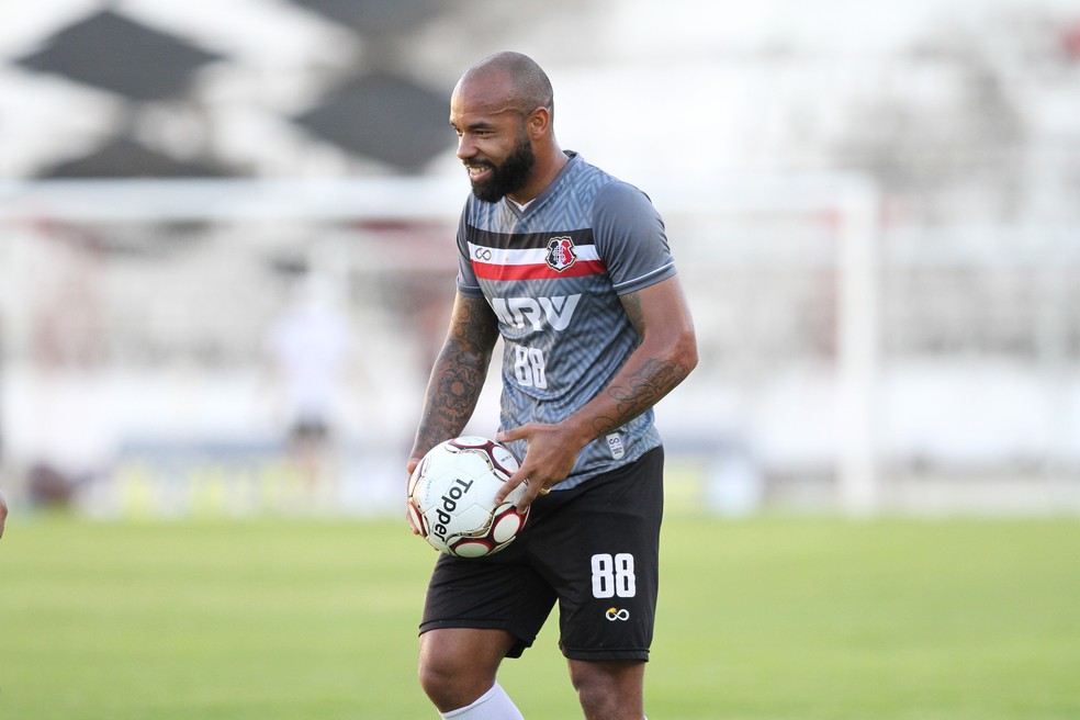 Resultado de imagem para tiago costa santa cruz