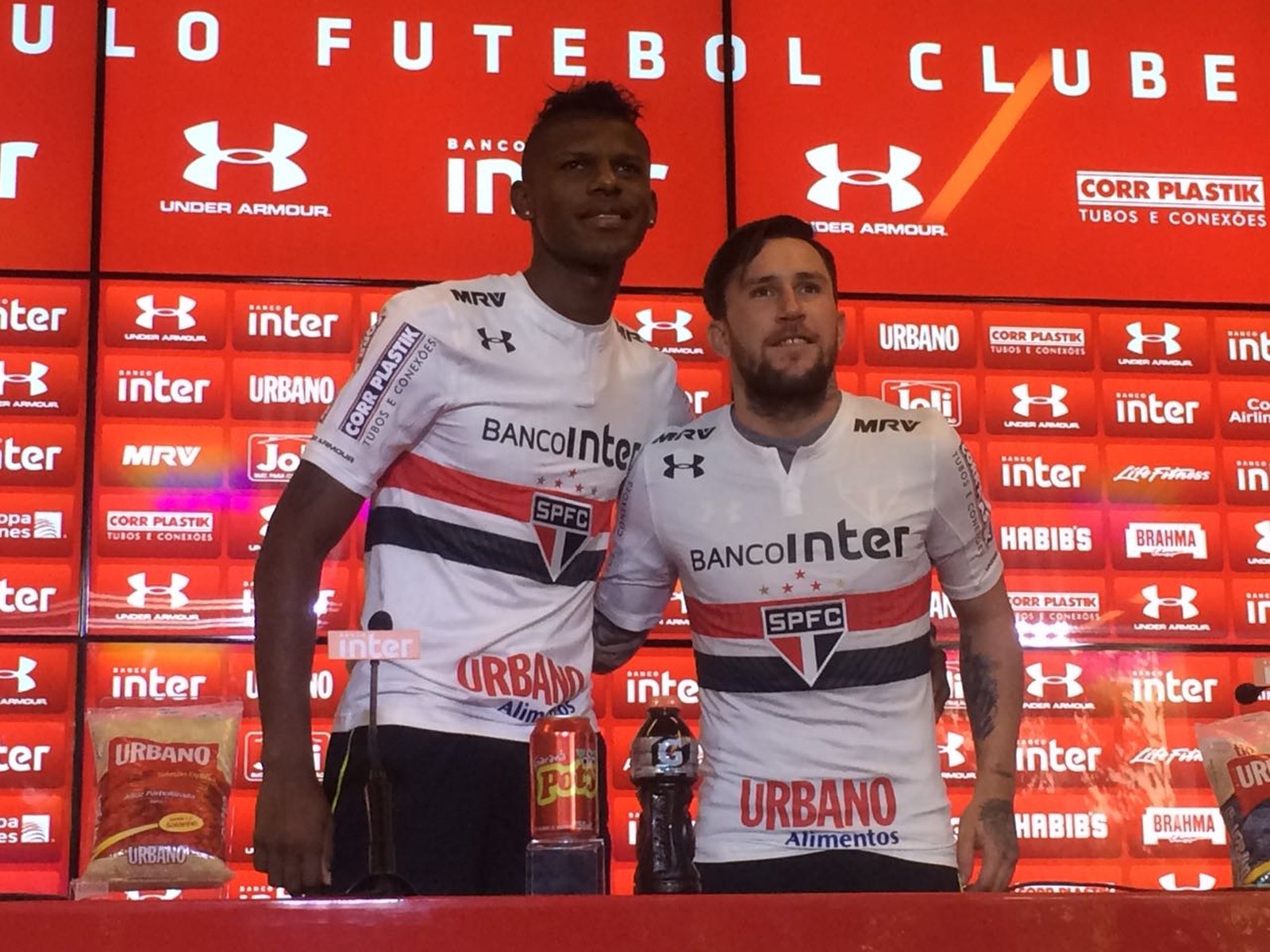 Gomez crê em reação do São Paulo, e Arboleda destaca velocidade