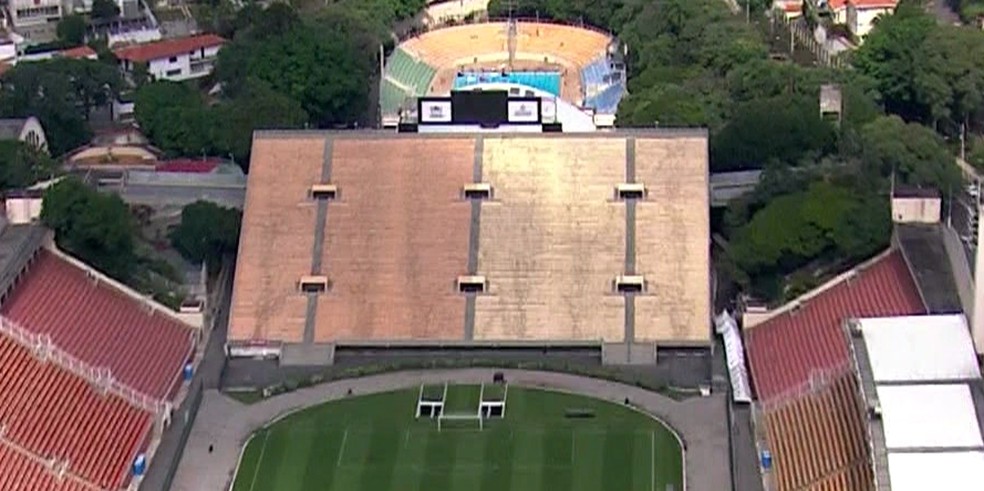 Tobogã do estádio do Pacaembu — Foto: TV Globo/Reprodução