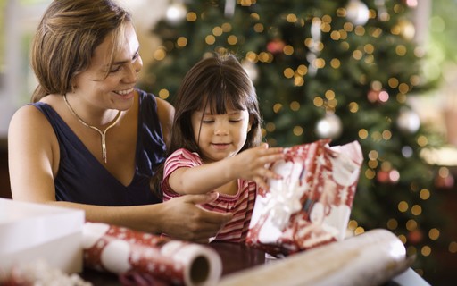 Quanto você gasta com o presente do seu filho? - Revista Crescer | Natal