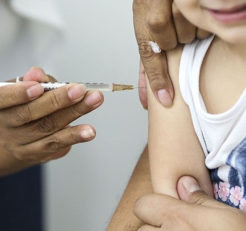 Covid-19: Anvisa aprova vacina da Pfizer para crianças entre 6 meses e 4 anos