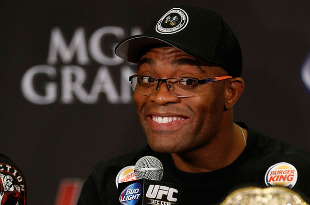 Anderson Silva d&aacute; ultimato ao UFC