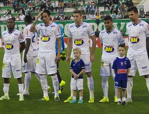 Fabiano comemora atuação em antiga casa e destaca importância da vitória