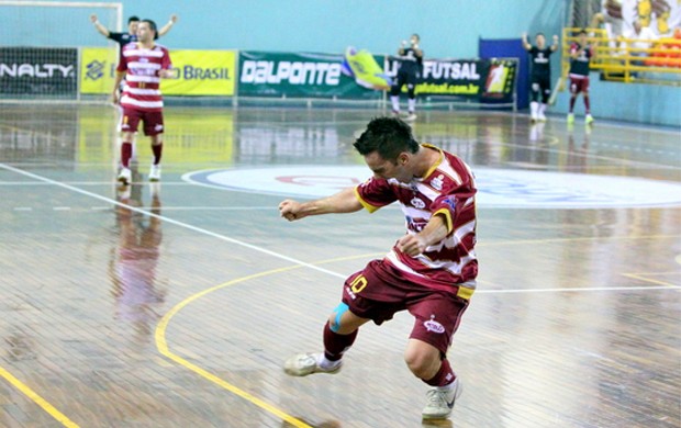 Falcão se despede da Seleção Brasileira de Futsal com mais de 400