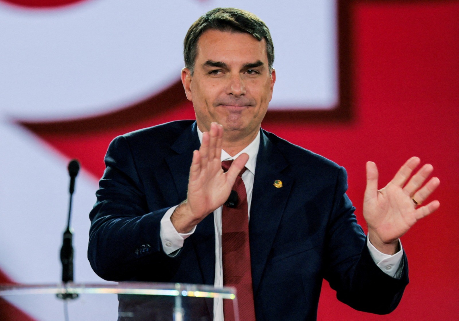 Eleição: Datafolha revela um empate técnico entre Flávio Bolsonaro e Lula