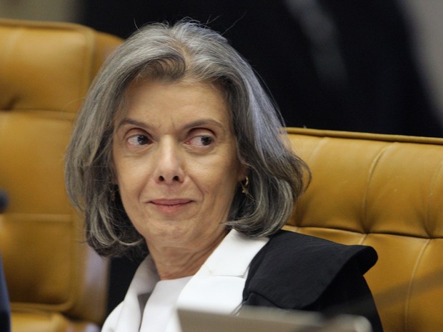 A ministra do STF Cármen Lúcia na sessão na qual foi eleita para a presidência do tribunal (Foto: Nelson Jr. / STF)