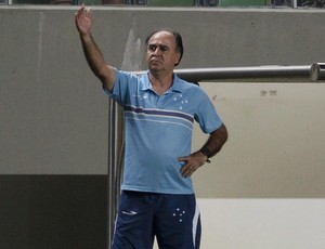 Marcelo alcança 100 vitórias pelo Cruzeiro e elogia atuação do time
