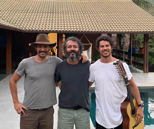 Guito, Marcos Palmeira e José Loreto em momento de folga em fazenda no Pantanal (Foto: Reprodução/Instagram)