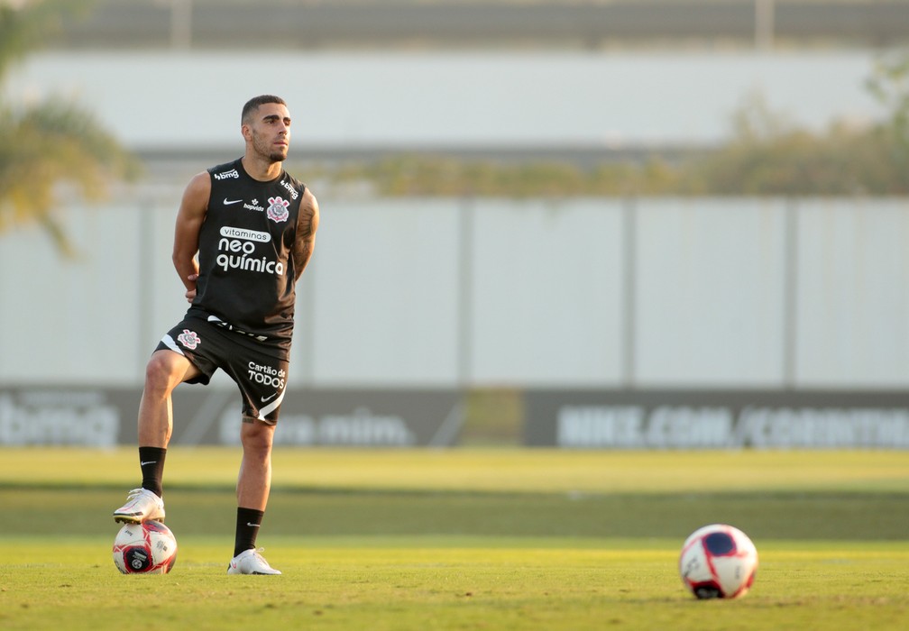 Elenco do Corinthians ganha dia de descanso após vitória sobre a Chapecoense