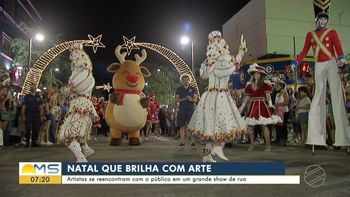 Com neve artificial e apresentações, decoração de Natal na 14 de Julho  encerra atividades neste domingo | Mato Grosso do Sul | G1