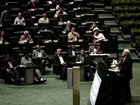Chanceler entrega texto de acordo nuclear ao Parlamento do Irã
