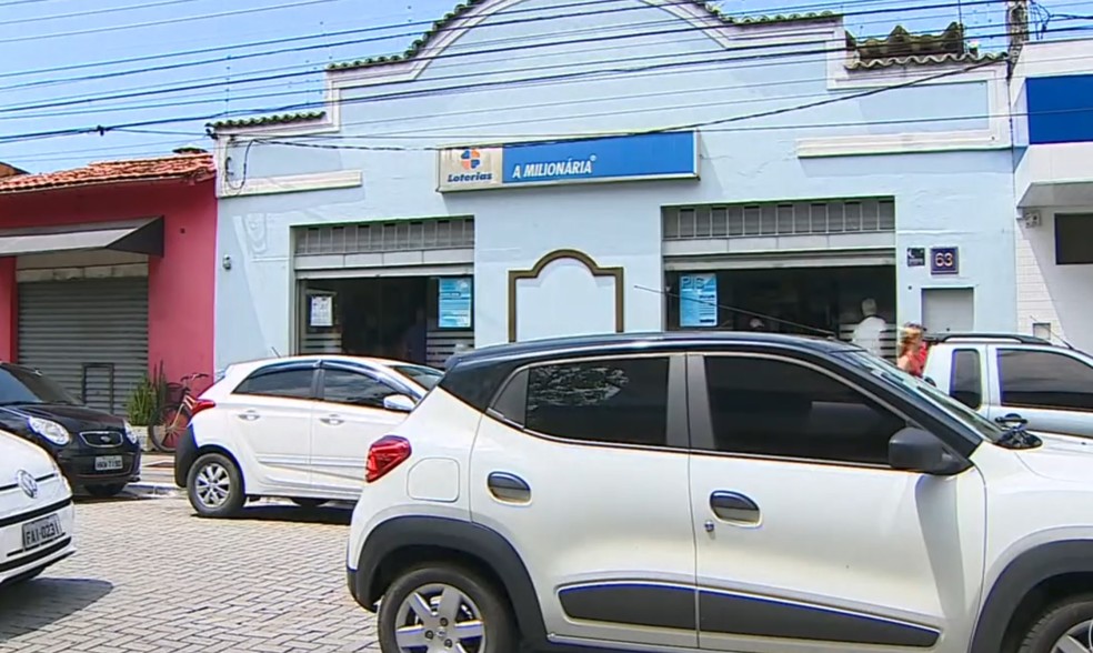 Apostador da Mega-Sena perde 'bolada' de R$ 22 milhÃµes ao nÃ£o retirar prÃªmio â€” Foto: TV Vanguarda/ReproduÃ§Ã£o