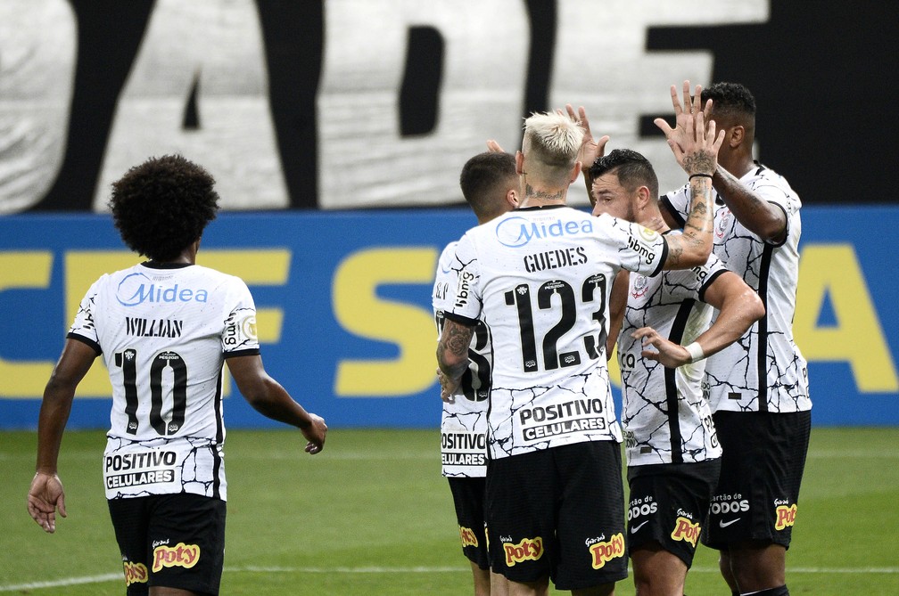 Atuações do Corinthians: Veja como foi cada jogador contra o América MG
