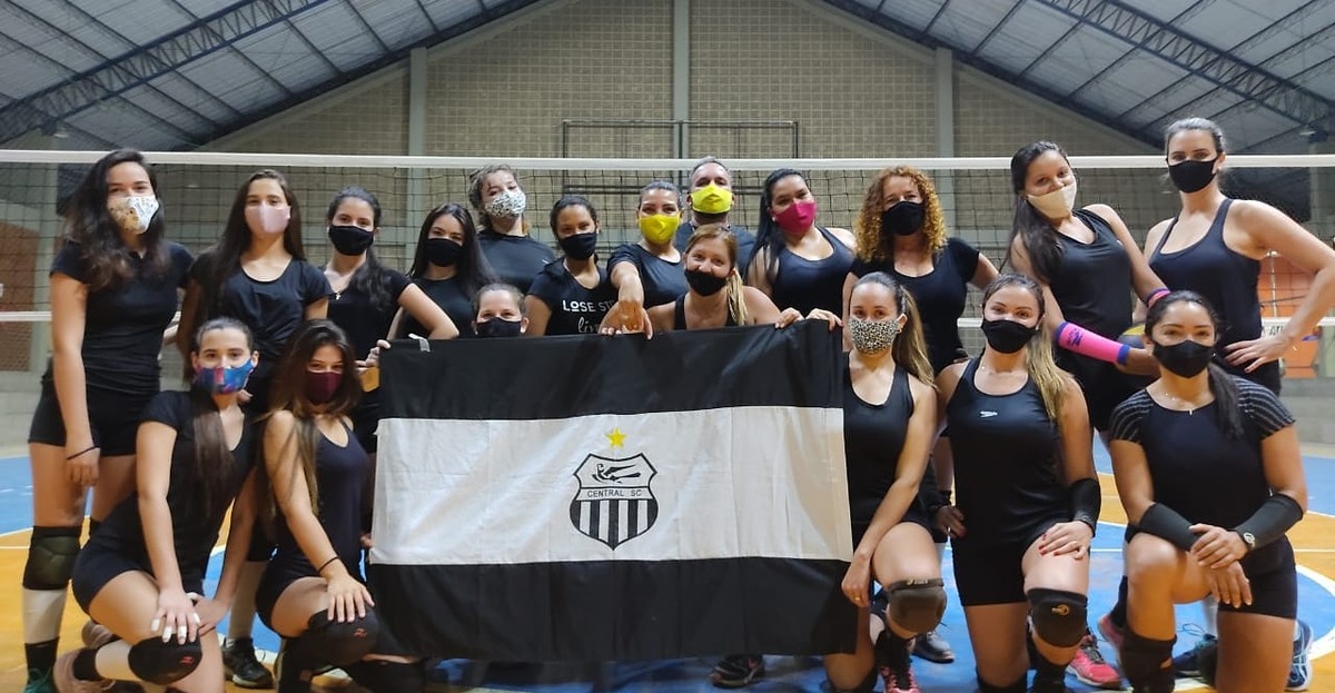 Time feminino de vôlei do Central fica em 3º no Campeonato Pernambucano, central