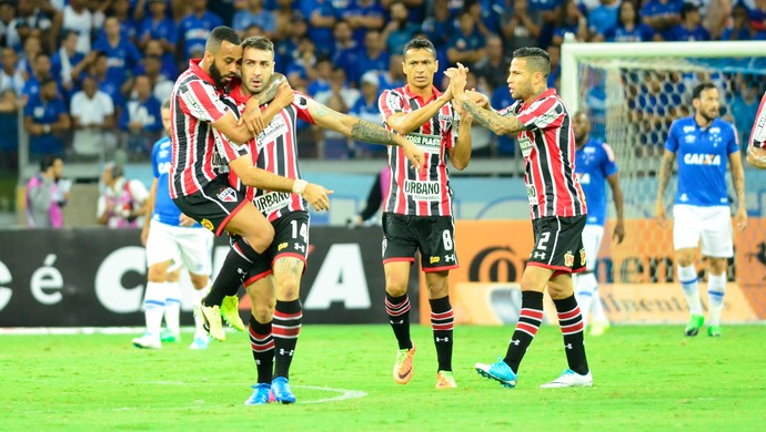 Jornalista diz que atuação diante do Cruzeiro motiva o São Paulo na semi