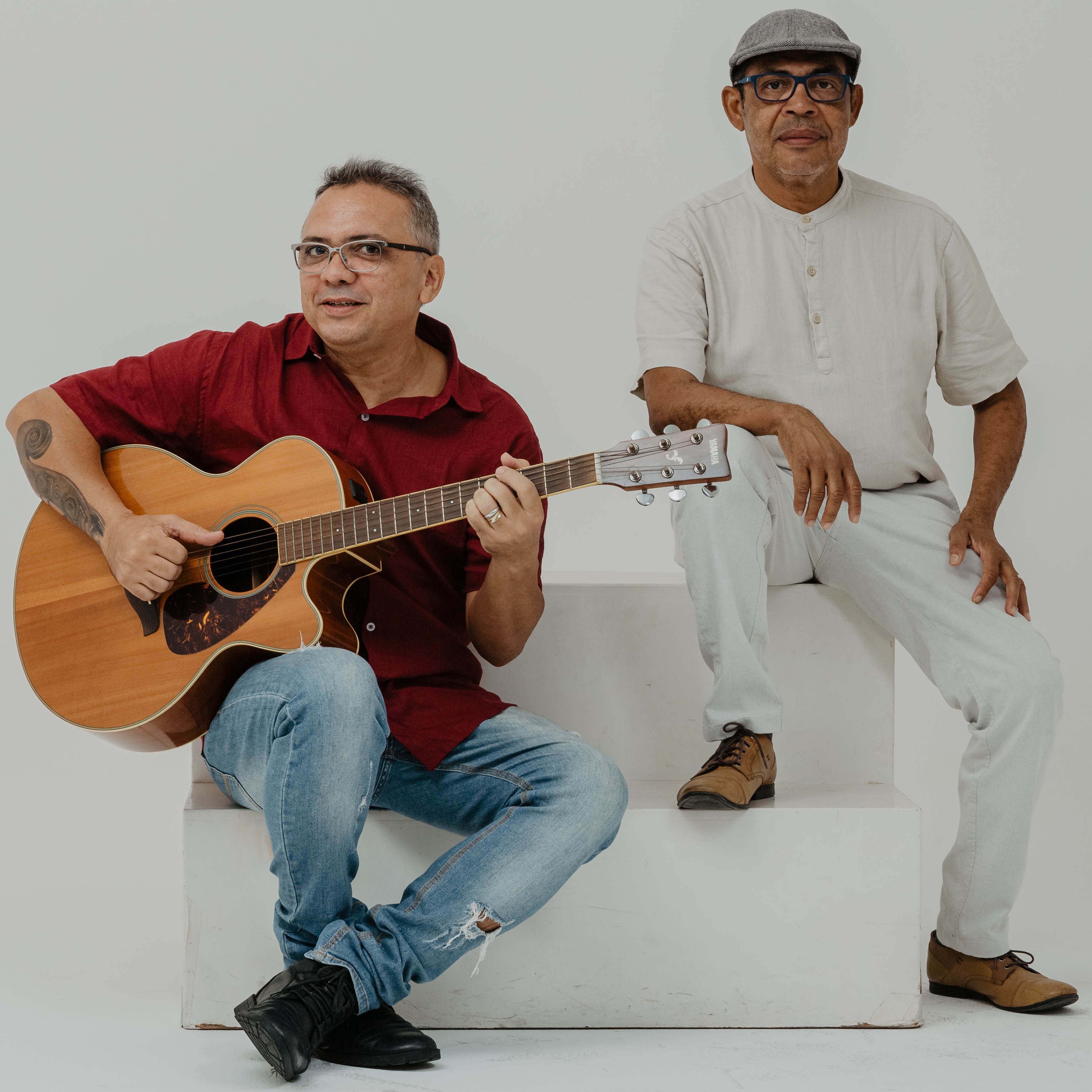 Xisto Medeiros reforça parceria com poeta Acilino Madeira no terceiro álbum solo, 'Baile de pandeiro'