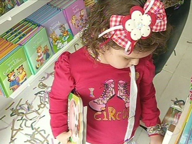 G1 - Livrarias de Volta Redonda, RJ, lucram com Dia das Crianças ...