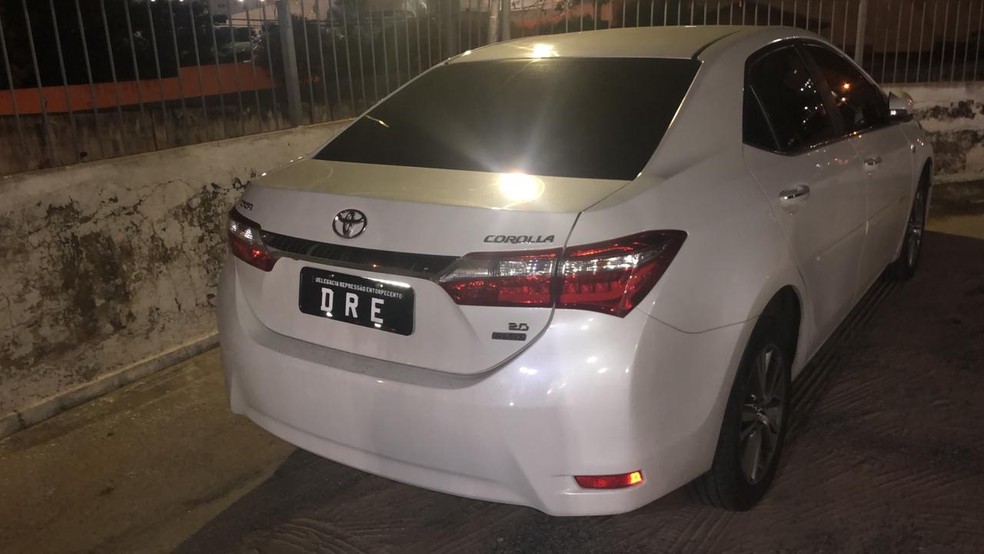 Carro do suspeito também foi apreendido pela DRE — Foto: Polícia Civil-MT/ Divulgação