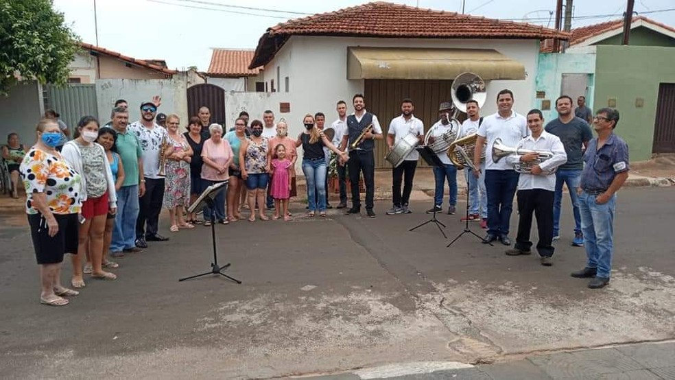 Última apresentação realizada pela Banda Carlos Gomes em bairro de Bocaina  — Foto: Deusdedtes Rebouças da Palma Neto/Arquivo pessoal