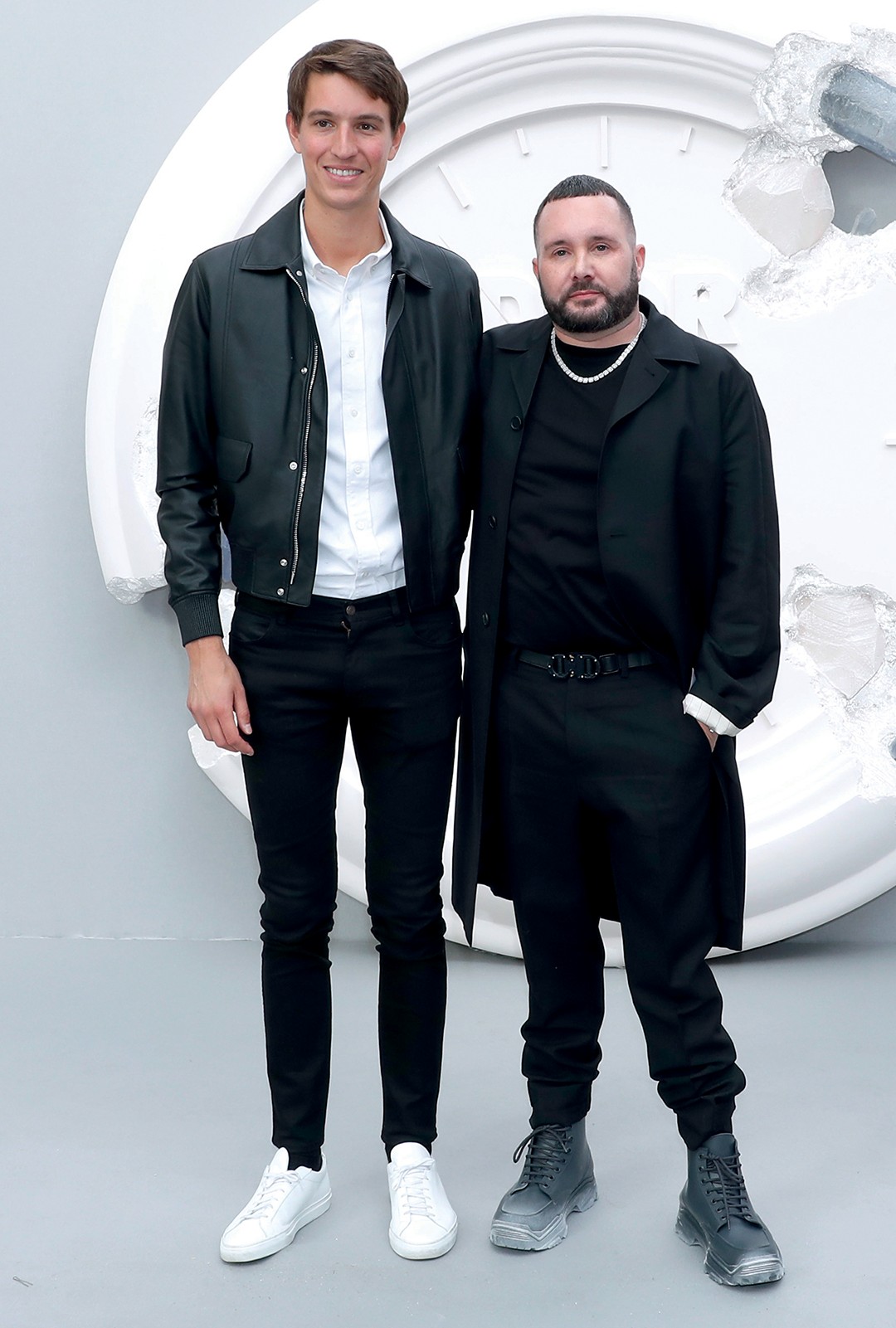 Check in no hype: Alexandre Arnault e Kim Jones, o diretor artístico da Dior Men: uma parceria que criou objeto de desejo “sobre rodinhas” (Foto: Getty Images)