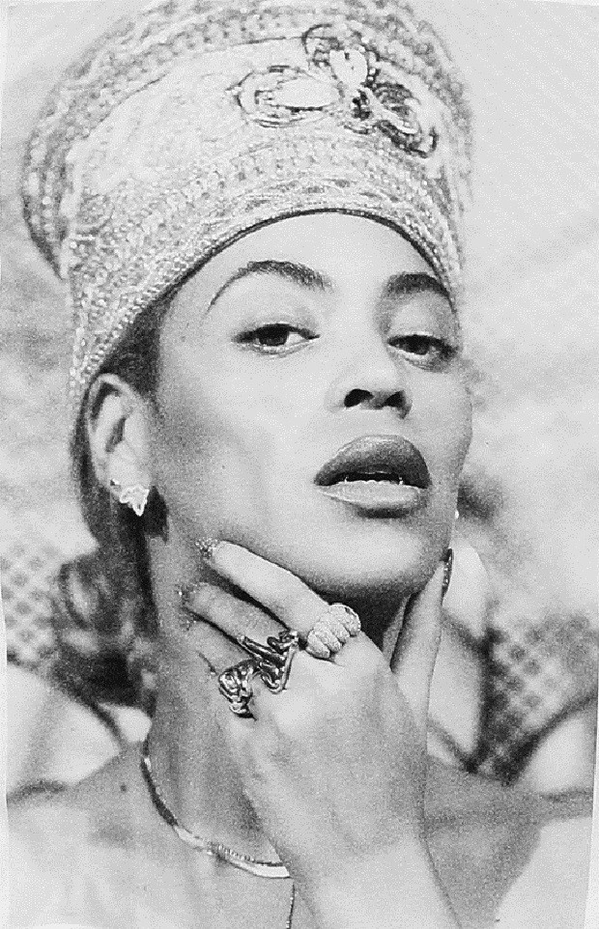 Beyoncé lança linha de roupas inspirada em Nefertiti | Celebridades | vogue