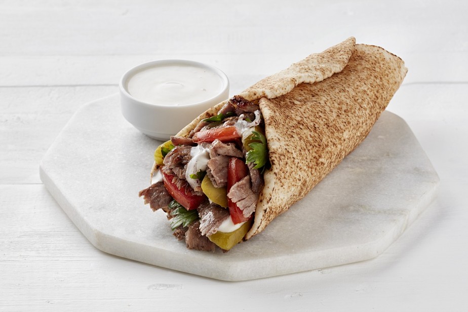 Shawarma: veja como fazer o famoso sanduíche árabe | 