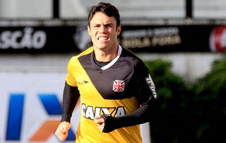 Grêmio receberá negociáveis e quer reduzir lista que tem Kleber à metade