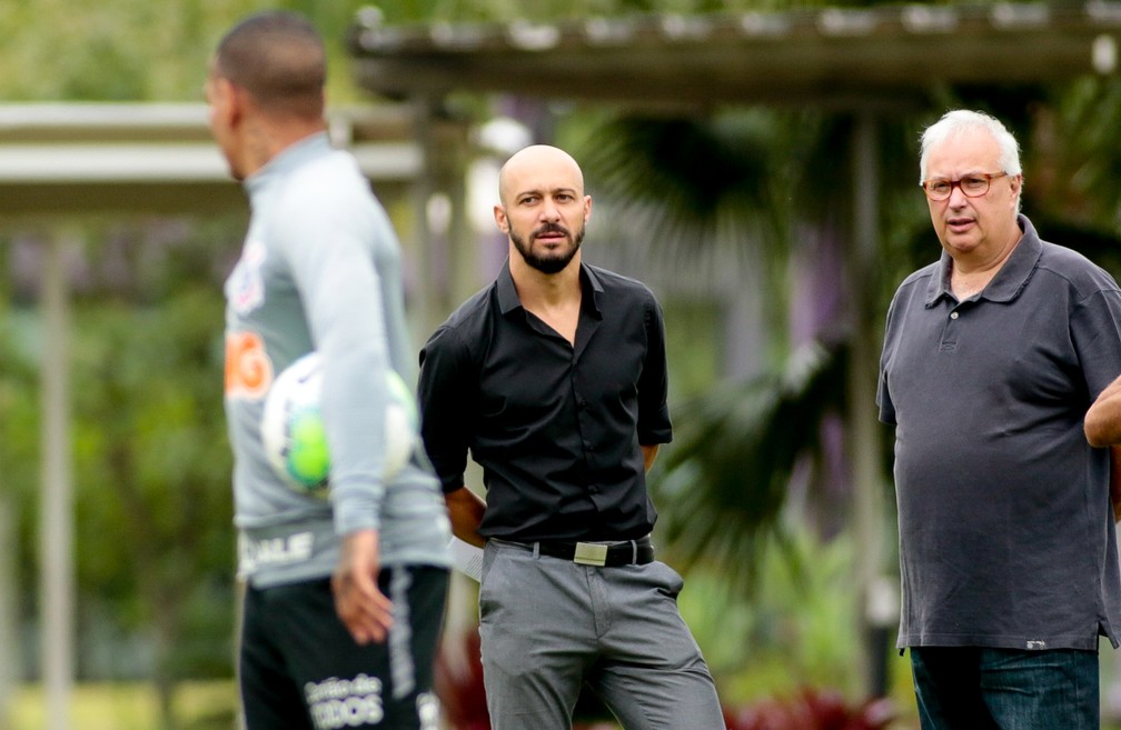 Reforços, retornos e empréstimos: Corinthians planeja 2021, mas blinda elenco por Libertadores
