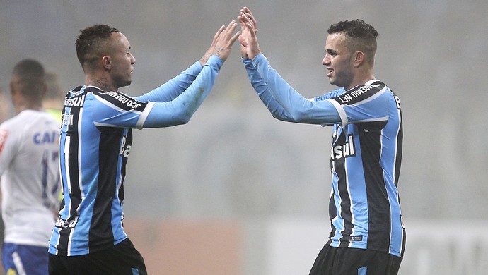 Luan à frente e volta do 10: os motivos para acreditar no Grêmio contra Peixe