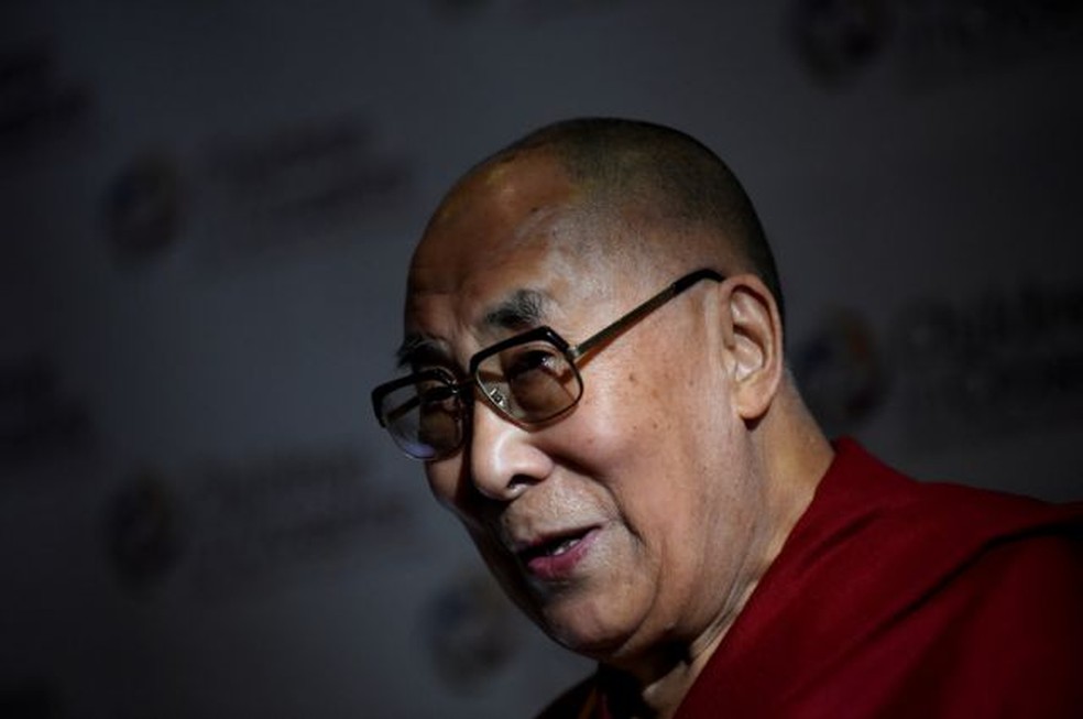 Dalai Lama pediu desculpas pelo episódio envolvendo o menino na Índia.  — Foto: Getty Images via BBC