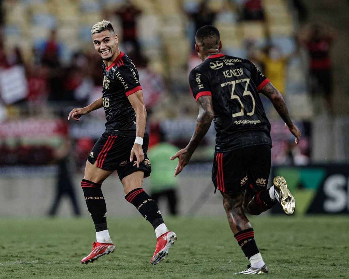 Análise: Flamengo encontra encaixe, supera desfalques e fecha data Fifa em alto nível contra o Juventude