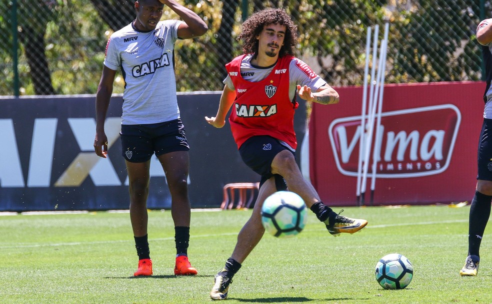 Valdívia, emprestado ao Atlético-MG, está na mira do São Paulo (Foto: Bruno Cantini/ Atlético-MG)