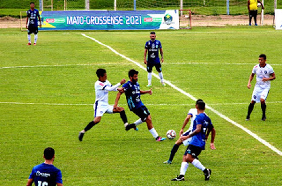 Sinop perdeu de virada para o Nova Mutum e amargou a 9ª derrota no Mato-grossense — Foto: Valcir Pereira/SportSinop.com