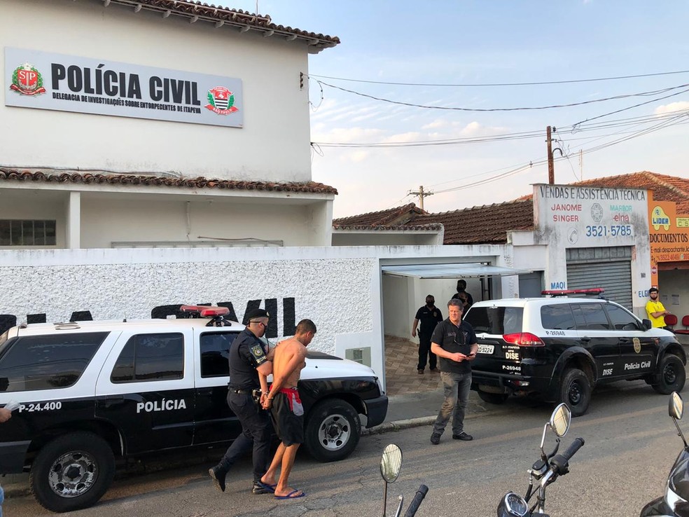 Grupo é preso por tráfico de drogas em Itapeva — Foto: Polícia Civil/Divulgação
