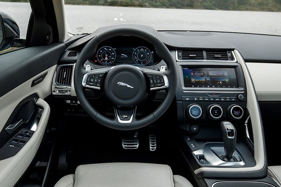 Jaguar E Pace Fica Quase R 30 Mil Mais Caro Com Motor Flex Carros Autoesporte