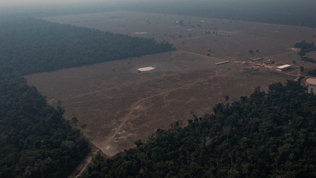 Desmatamento de parte da floresta amazônica na região de Candeias do Jamari, em foto de agosto de 2019. amazônia, queimadas (Foto: Victor Moriyama/Getty Images)