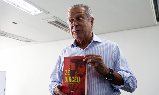 Ex-ministro José Dirceu, em entrevista coletiva sobre o lançamento do seu livro de memórias, em Brasília