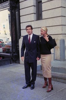Carolyn Bessette e John F. Kennedy Jr.   