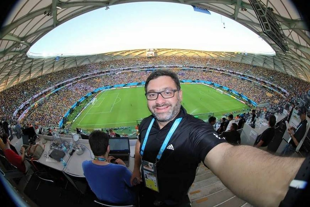 Jornalista lança livro com relatos sobre a cobertura da Copa do Mundo em Manaus | am | ge