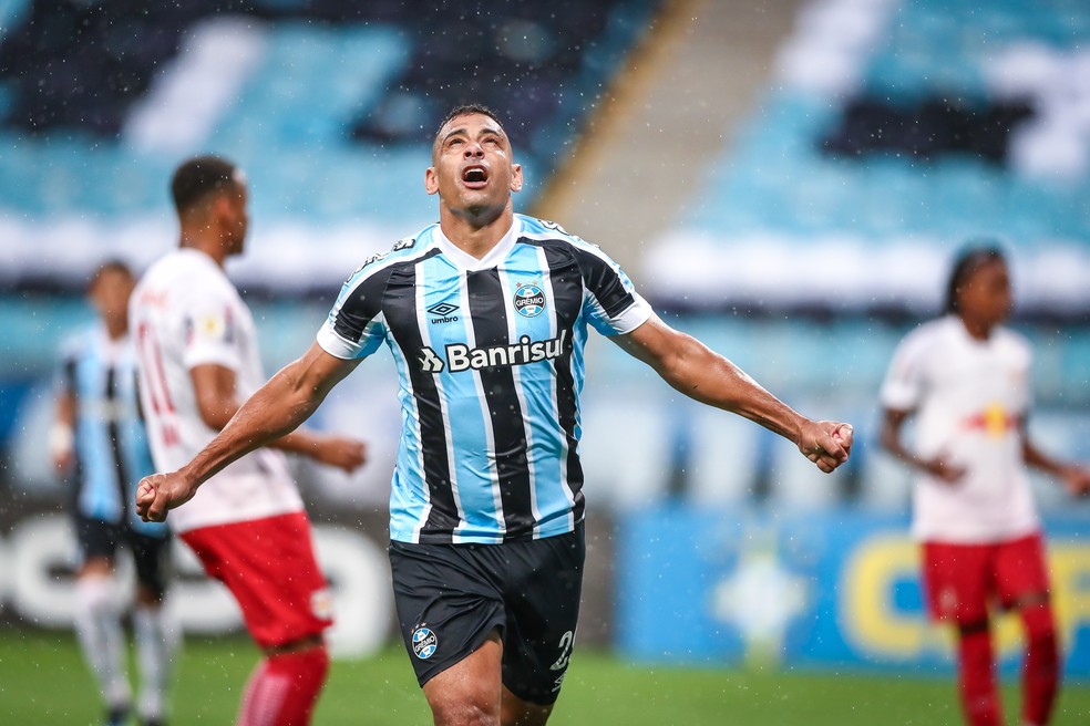 Diego Souza pode ser recontratado pelo Grêmio — Foto: Lucas Uebel/DVG/Grêmio