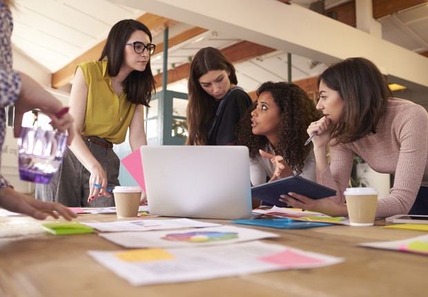 Mulheres que estão mudando o jogo: As referências femininas no mundo dos  negócios - Critt – Centro Regional de Inovação e Transferência de Tecnologia