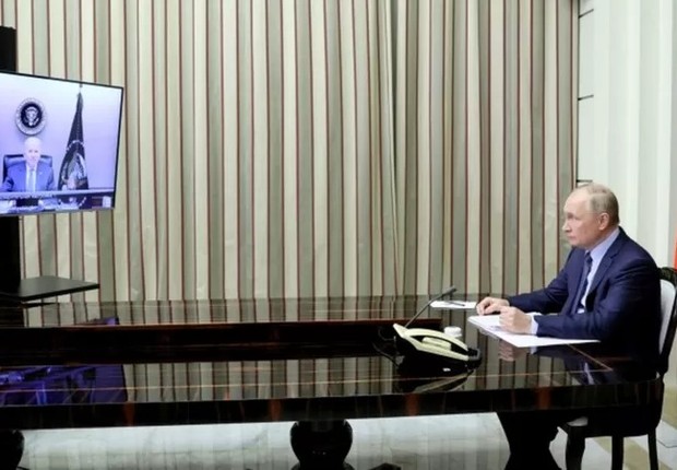 Putin conversou algumas vezes com Joe Biden, sem chegar a um acordo (Foto: REUTERS via BBC)