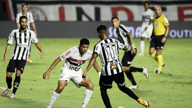 Keno durante São Paulo x Atlético-MG