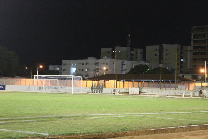 Estádio Paulo Coelho Petrolina (Foto: Emerson Rocha)