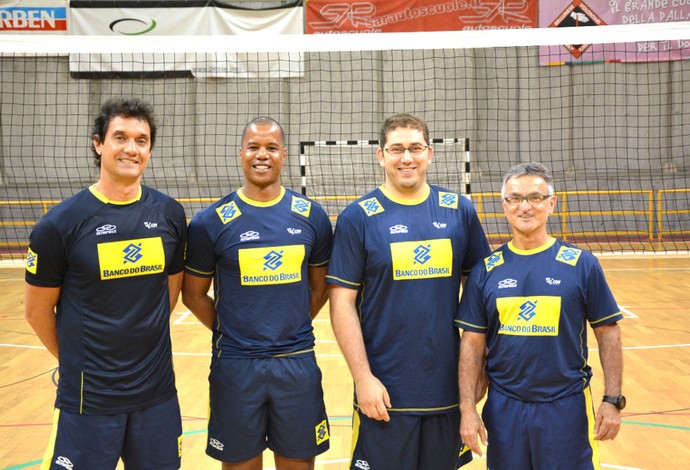 Renovado, Brasil volta à final do Mundial de vôlei feminino neste