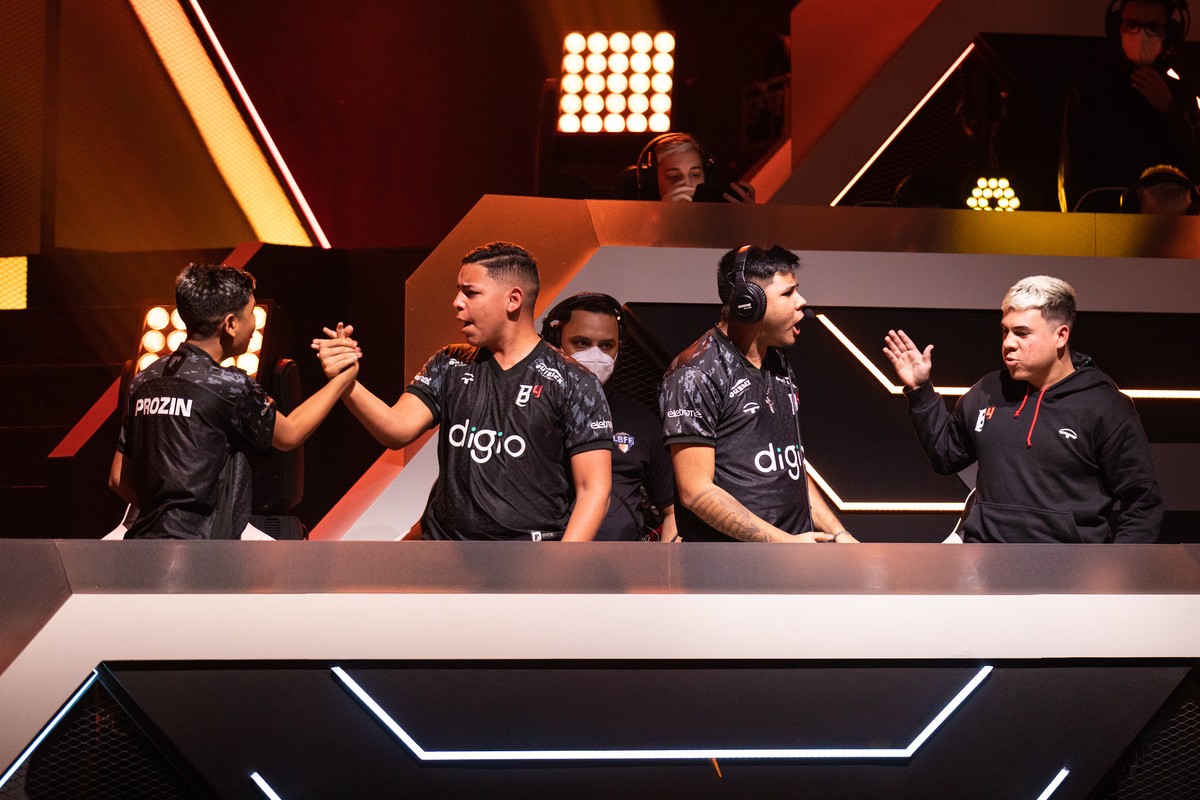 LBFF 6: B4 eSports confirma boa fase e fica com o título da competição