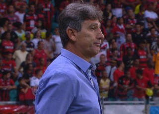 Renato comanda Grêmio contra o Vitória (Foto: Reprodução / SporTV)